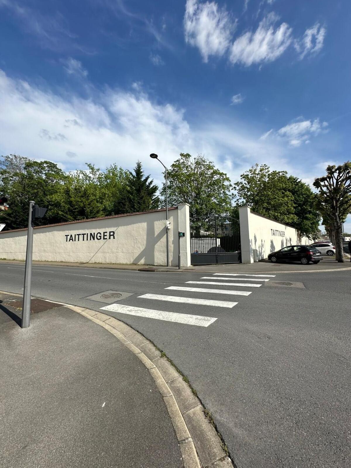 شقة Au Coeur Du Quartier Taittinger رانس المظهر الخارجي الصورة